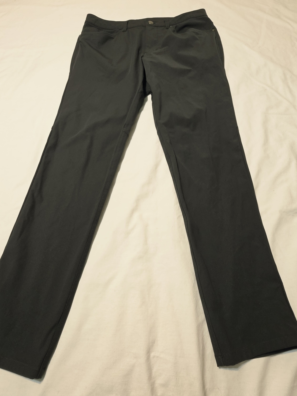 Lululemon  Men's ABC 5 Pocket Chino Pants